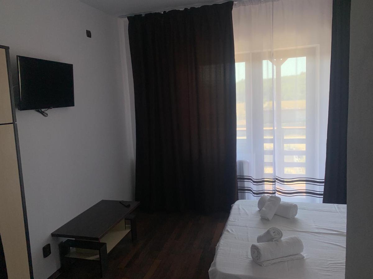Pensiunea Alin Hotel Sisesti  Exterior photo